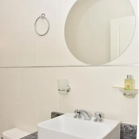 Fantastico Departamento En El Casco Antiguo De Chascomus, A 350 Metros De La Laguna! Ideal Parejas! Exterior photo