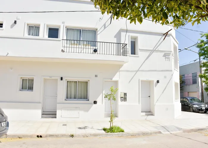 Fantastico Departamento En El Casco Antiguo De Chascomus, A 350 Metros De La Laguna! Ideal Parejas!